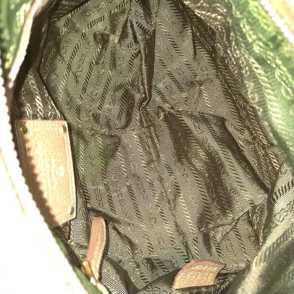 100% Authentic Prada Brown Leather Hand Bag - Picture 7 of 9